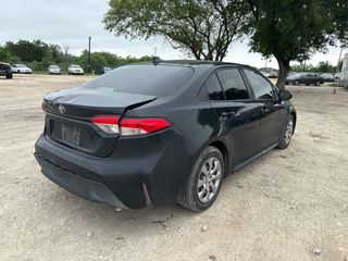 2020 Toyota Corolla LE - Exterior Rear Right Corner Image